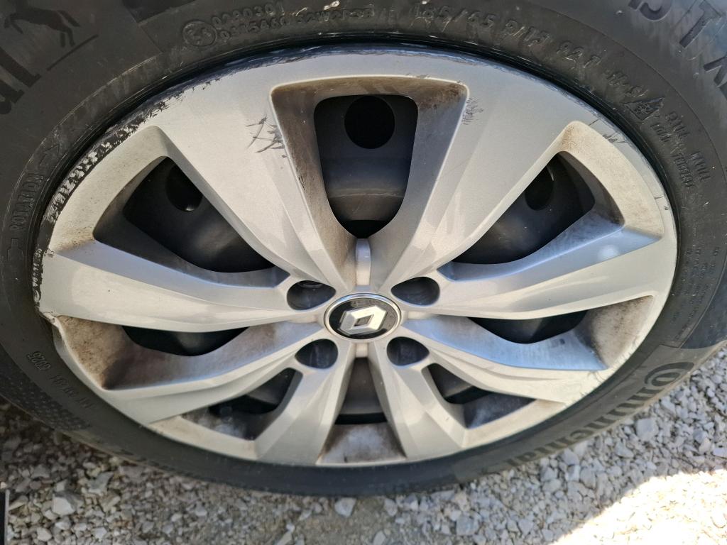 RENAULT RENAULT CLIO SOCIETE BLUE DCI 100 - 21N AIR NAV 2022