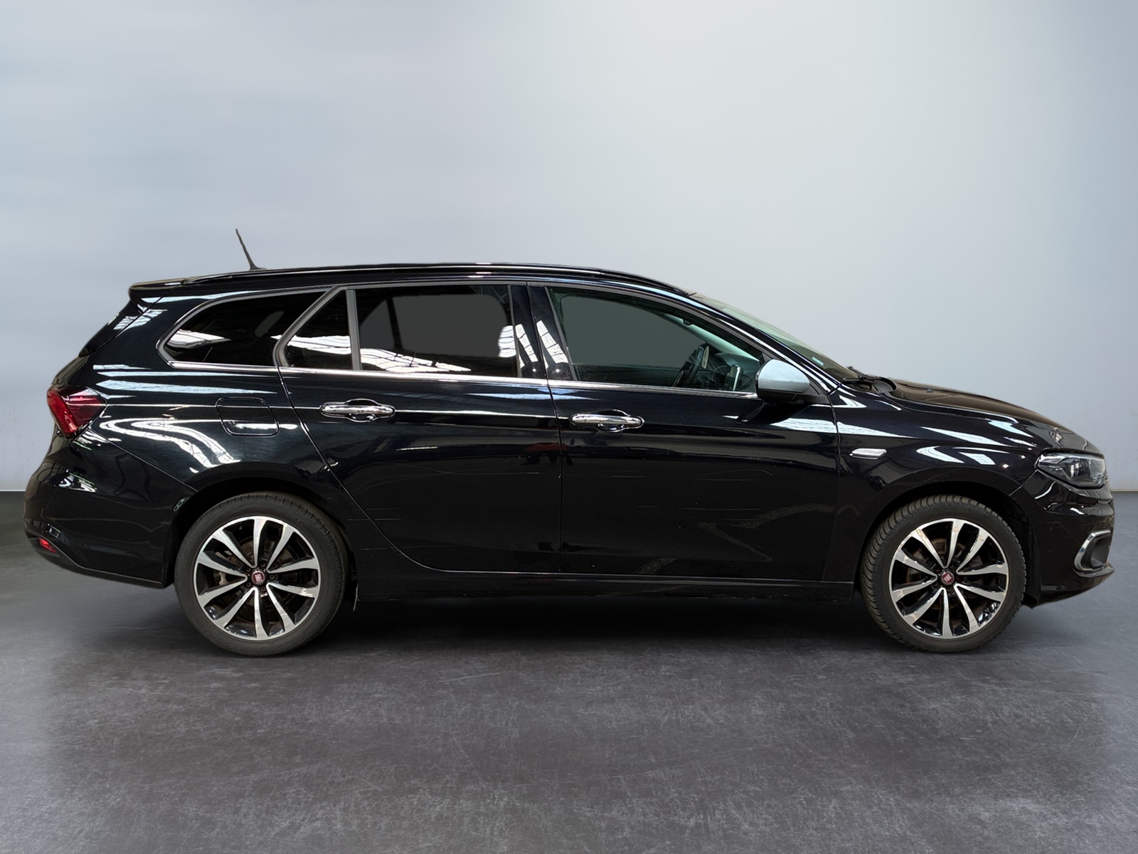 FIAT Tipo Station Wagon 1.6 MultiJet 120 ch Start/Stop 2018