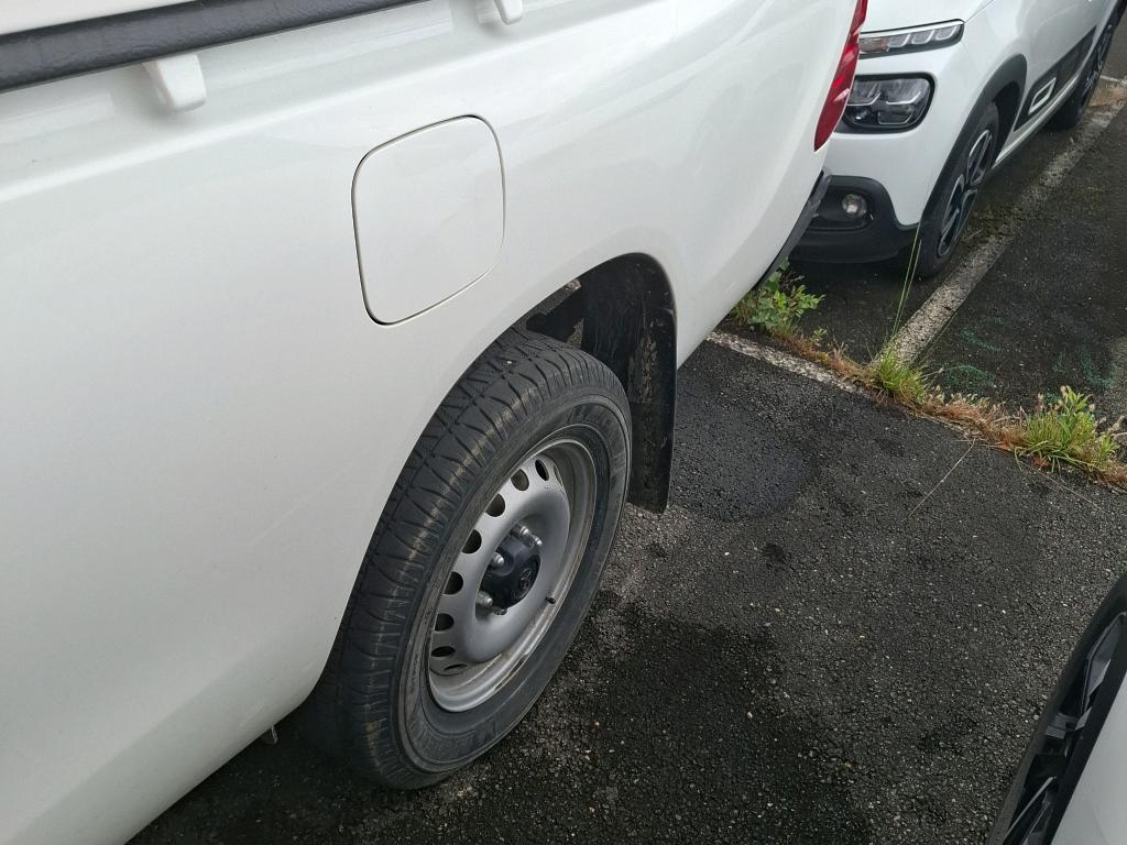 TOYOTA  2021