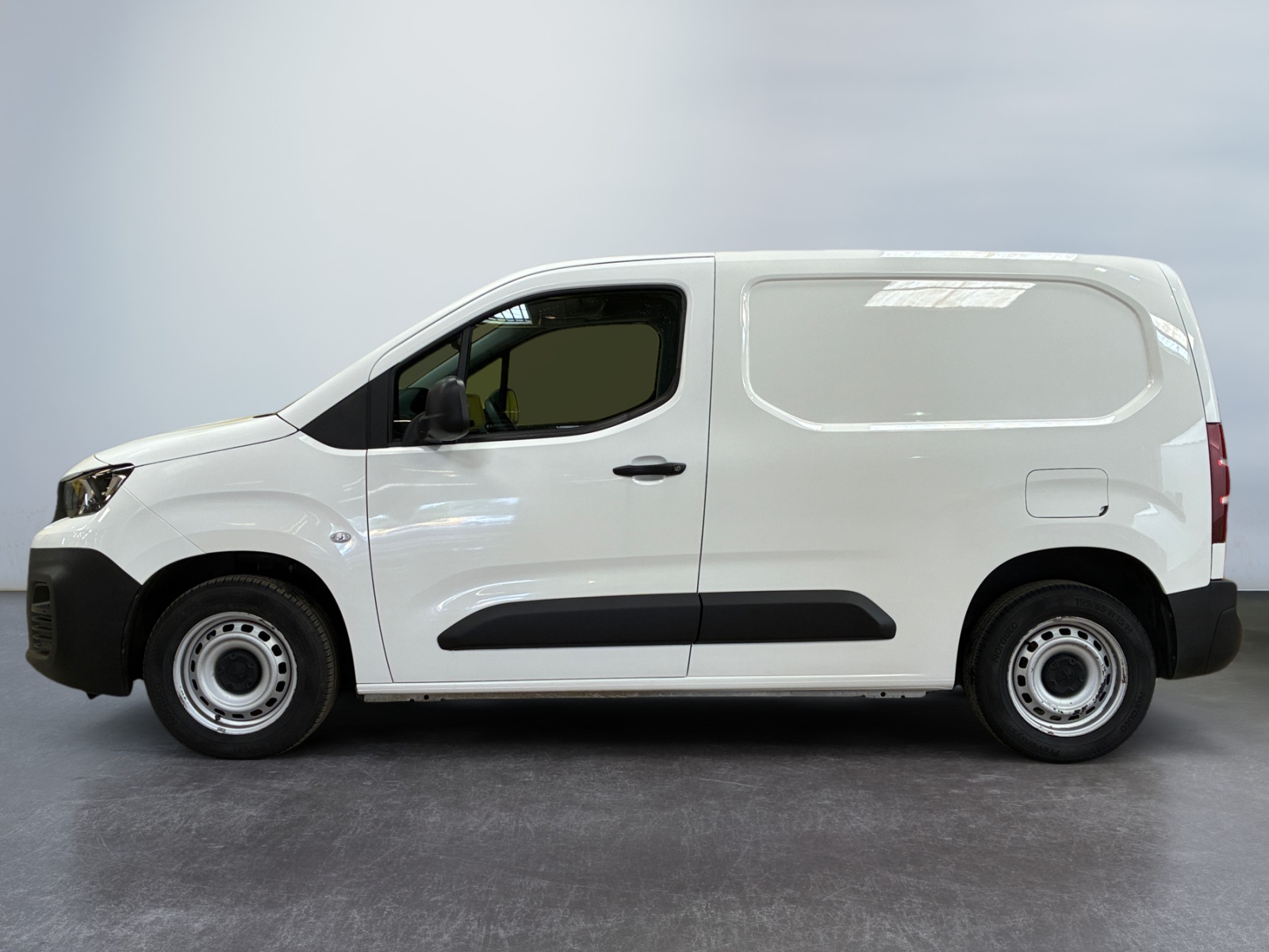 PEUGEOT PARTNER FOURGON PARTNER FOURGON STANDARD 650 KG BLUEHDI 100 S&S BVM5 ASPHALT 2021