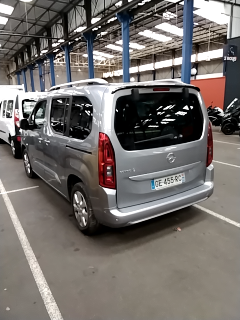 PEUGEOT 3008 Hybrid4 300 e-EAT8 2022