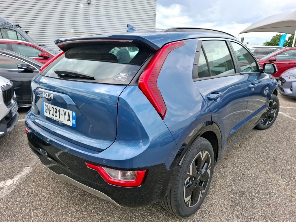 KIA  2023