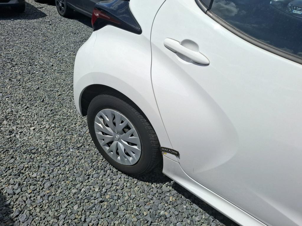 TOYOTA  2021