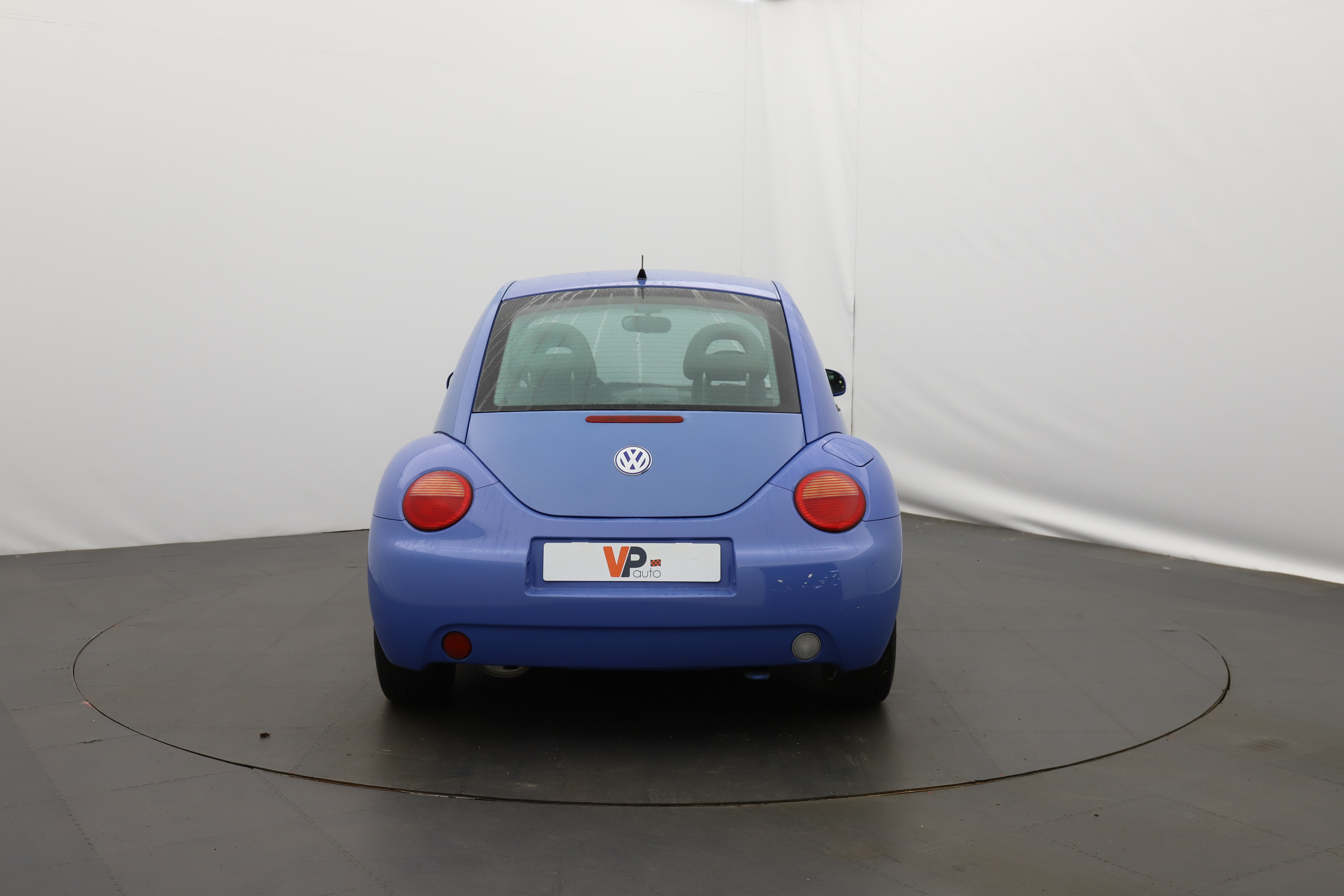 VOLKSWAGEN  2002