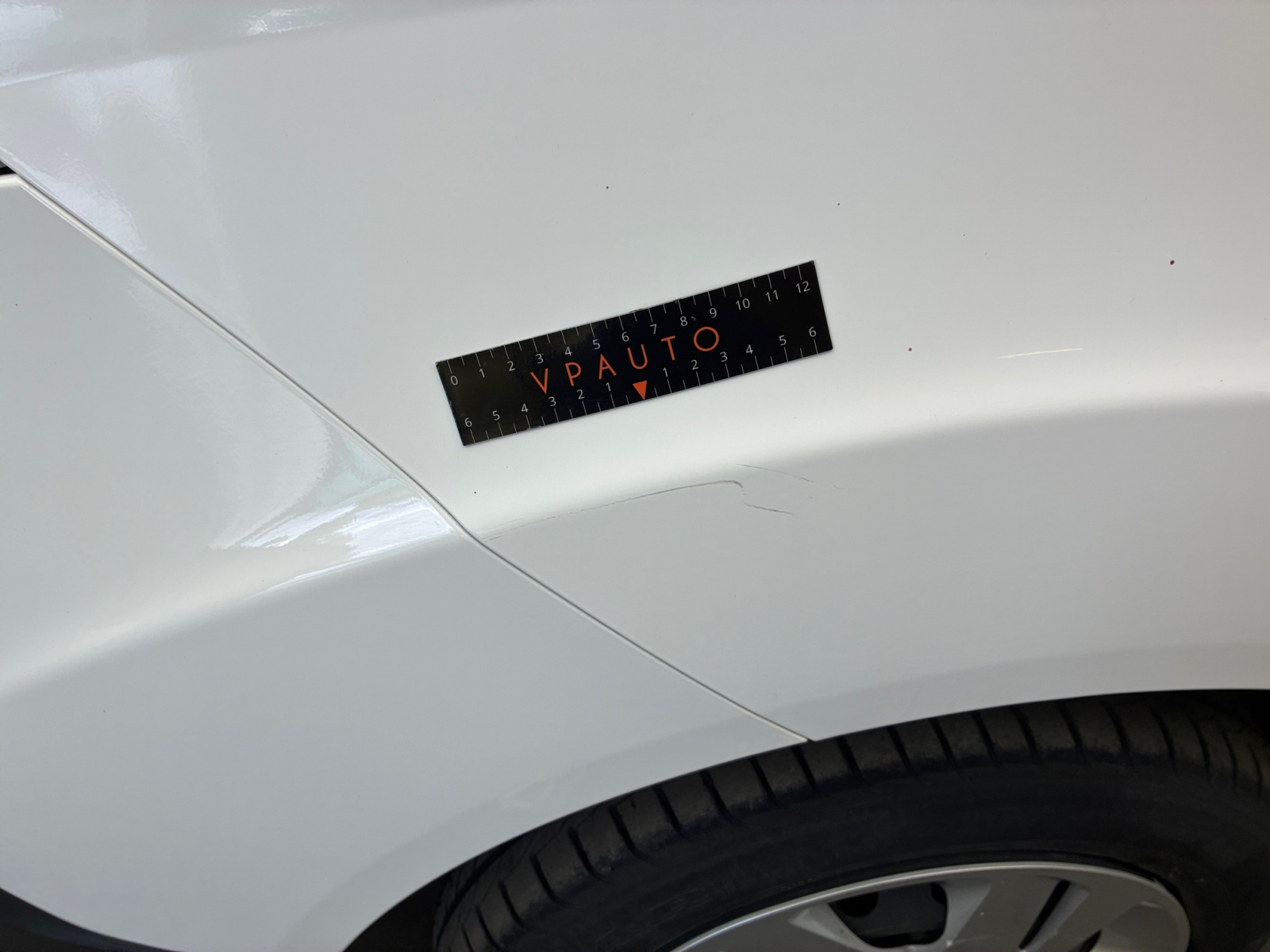NISSAN  2020