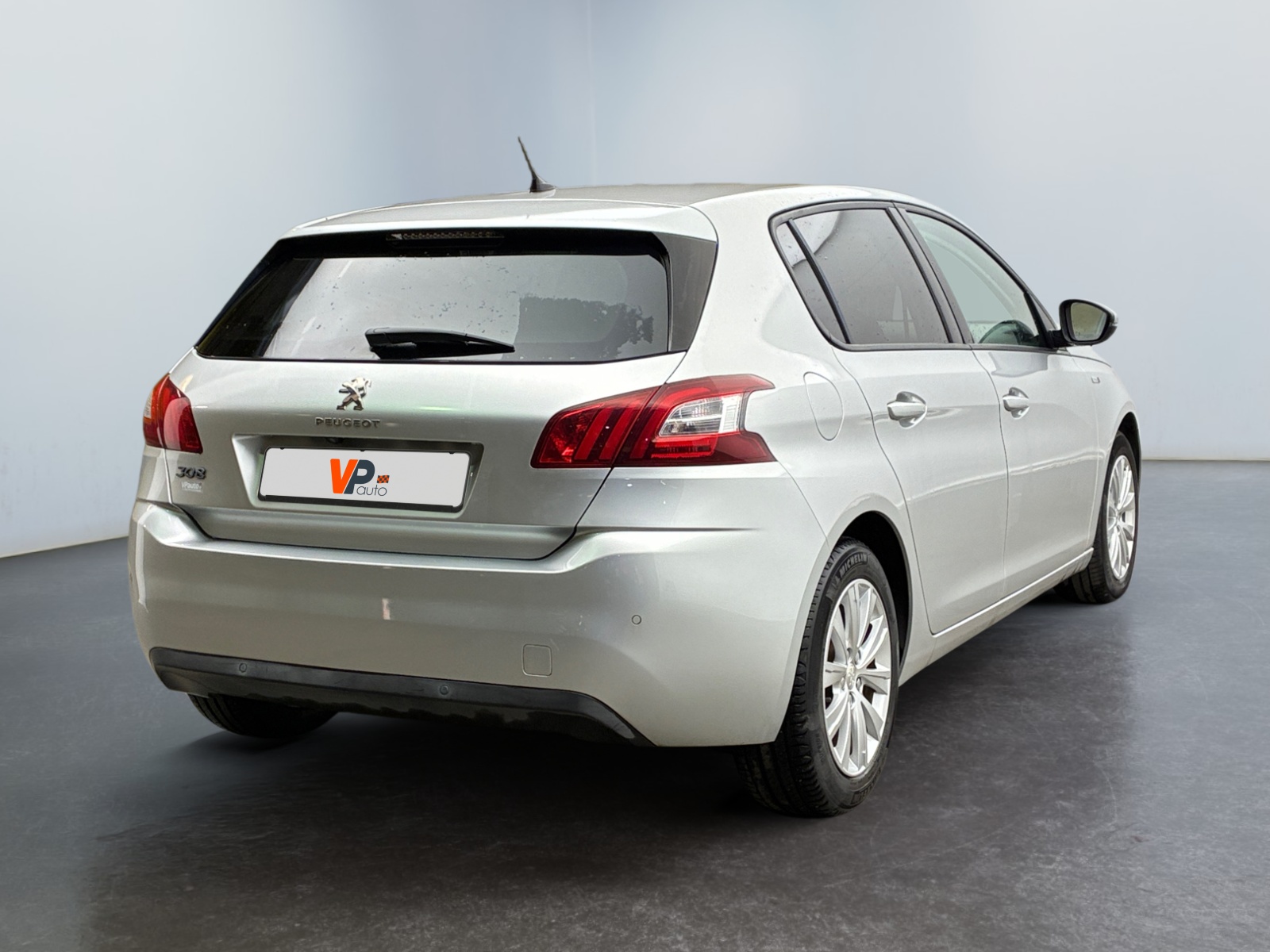 PEUGEOT 308 1.2 Puretech 110ch S&s Bvm5 2017