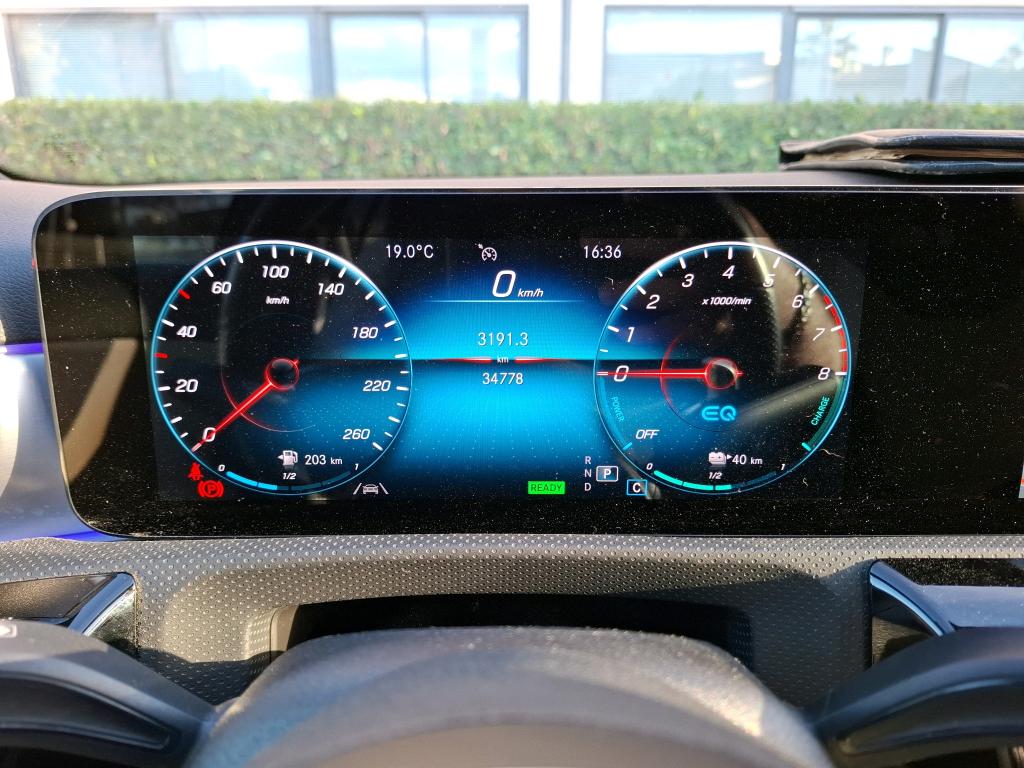 MERCEDES MERCEDES CLASSE A 250 e 8G-DCT AMG Line 2022