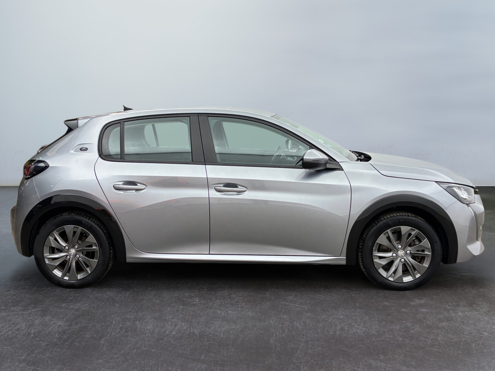 PEUGEOT 208 BUSINESS ELECTRIQUE 208 Electrique 50 kWh 136ch Active Business 2021