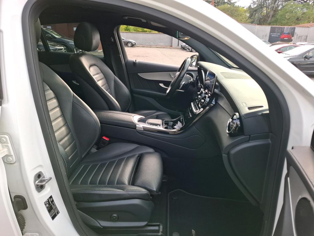 MERCEDES MERCEDES CLASSE GLC COUPE Coupé 300 de 9G-Tronic 4Matic AMG Line 2022