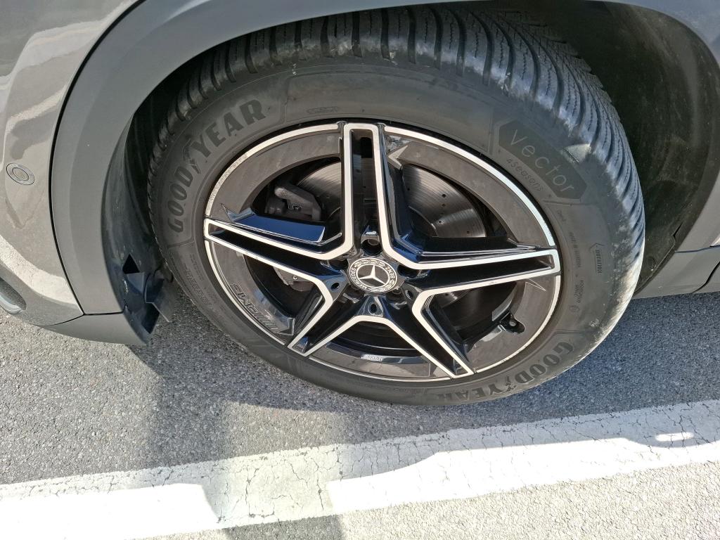 MERCEDES MERCEDES GLA II 200 d 8G-DCT AMG Line 2023