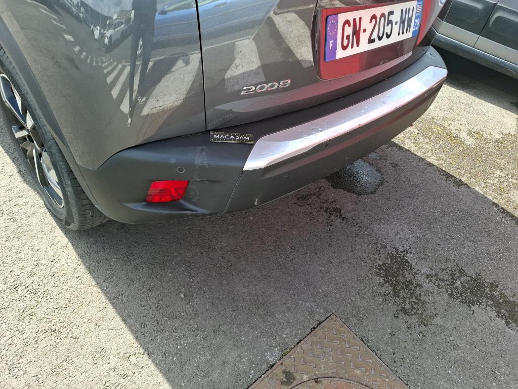 PEUGEOT PEUGEOT 2008 BlueHDi 130 S&S EAT8 Allure 2023