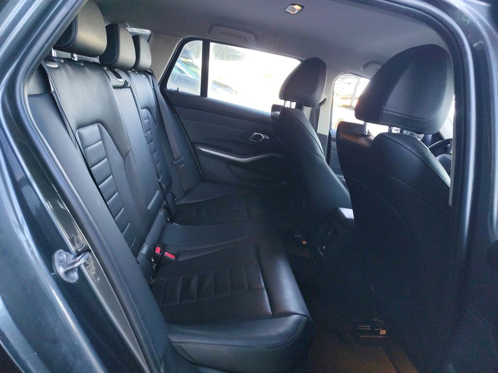 BMW BMW SERIE 3 TOURING G21 330e 292 ch BVA8 Business Design 2021