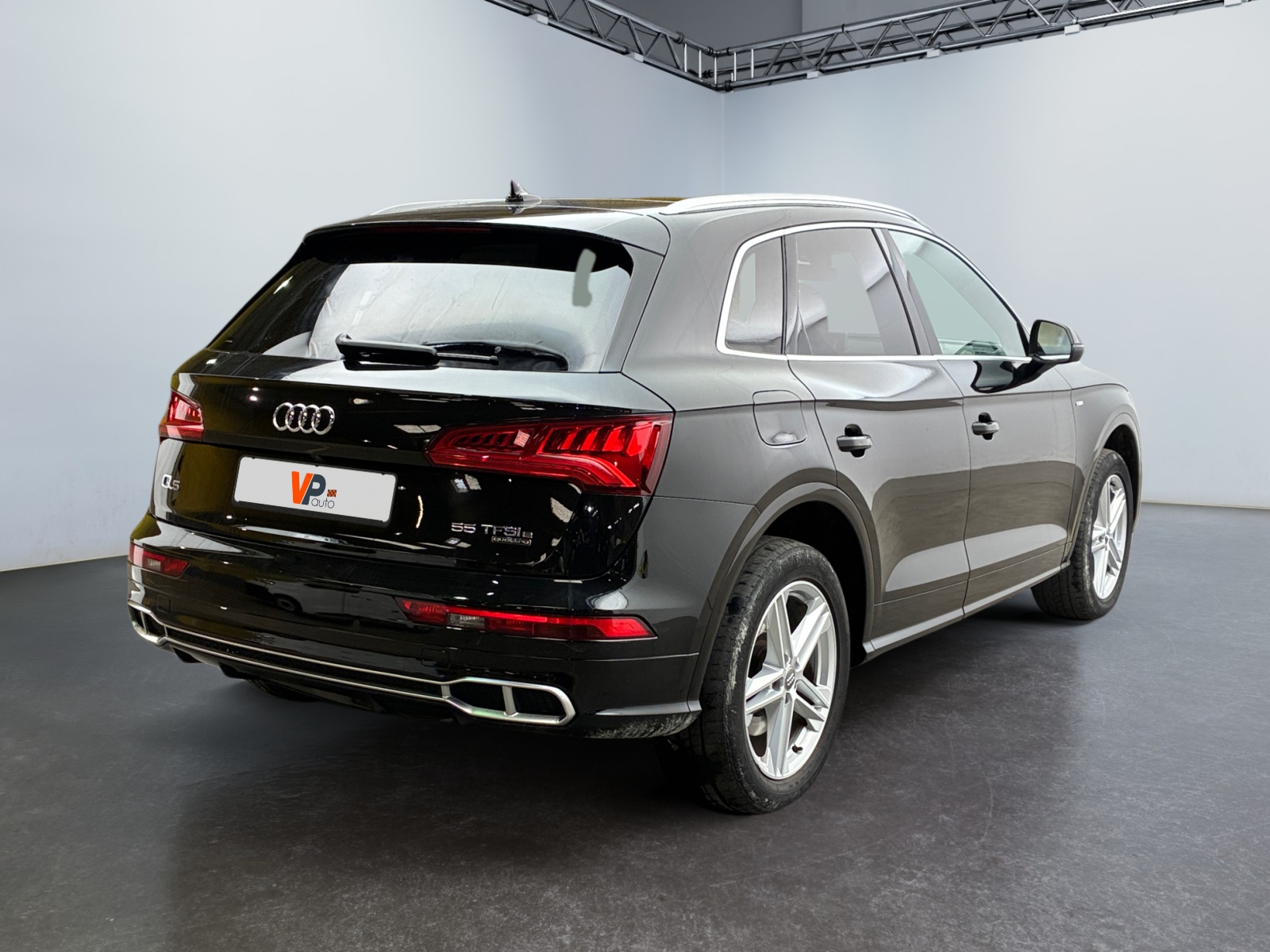 AUDI  2019