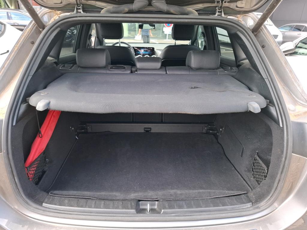 MERCEDES MERCEDES GLA II 220 d 8G-DCT 4Matic AMG Line 2023