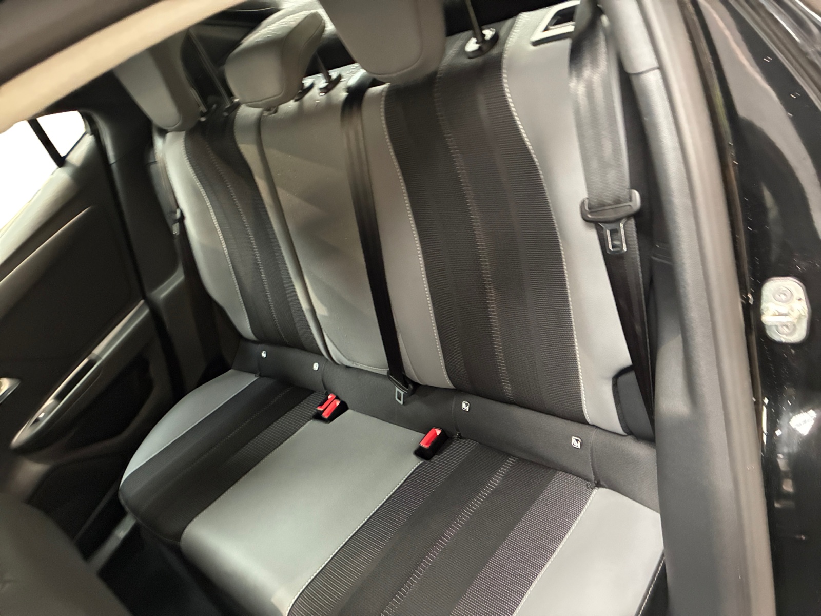 OPEL Mokka Electrique 136 ch & Batterie 50 kw/h Elegance 2023