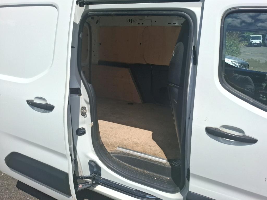 PEUGEOT PEUGEOT PARTNER FGN FOURGON STANDARD 650 KG BLUEHDI 100 S&S BVM5 PREMIUM 2020