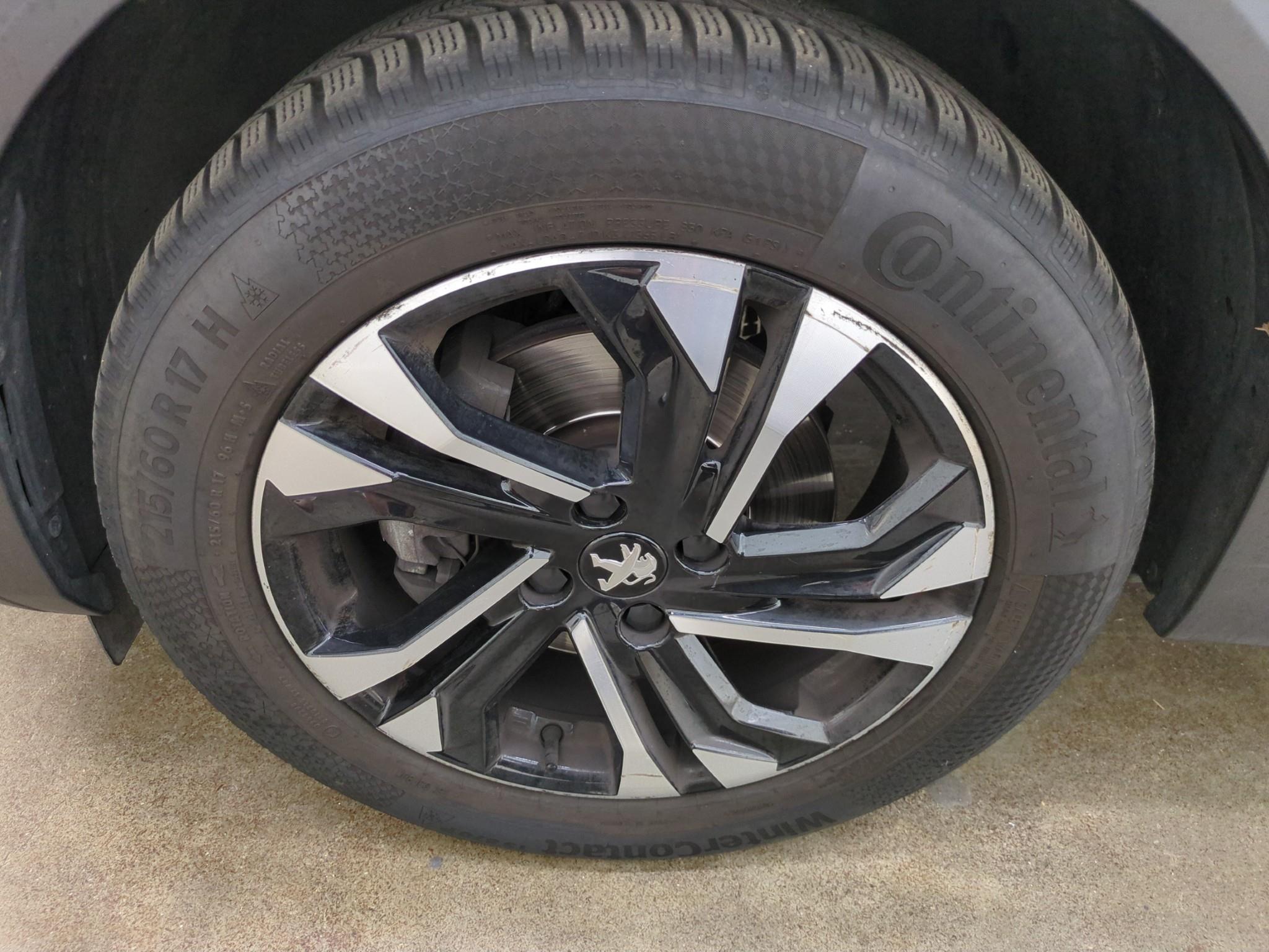 PEUGEOT 2008 BlueHDi 130 S&S EAT8 Allure Pack 2021