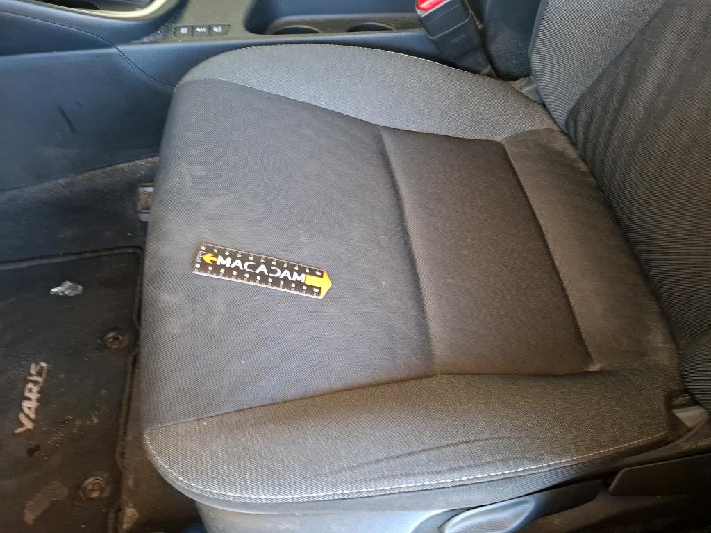 TOYOTA  2022