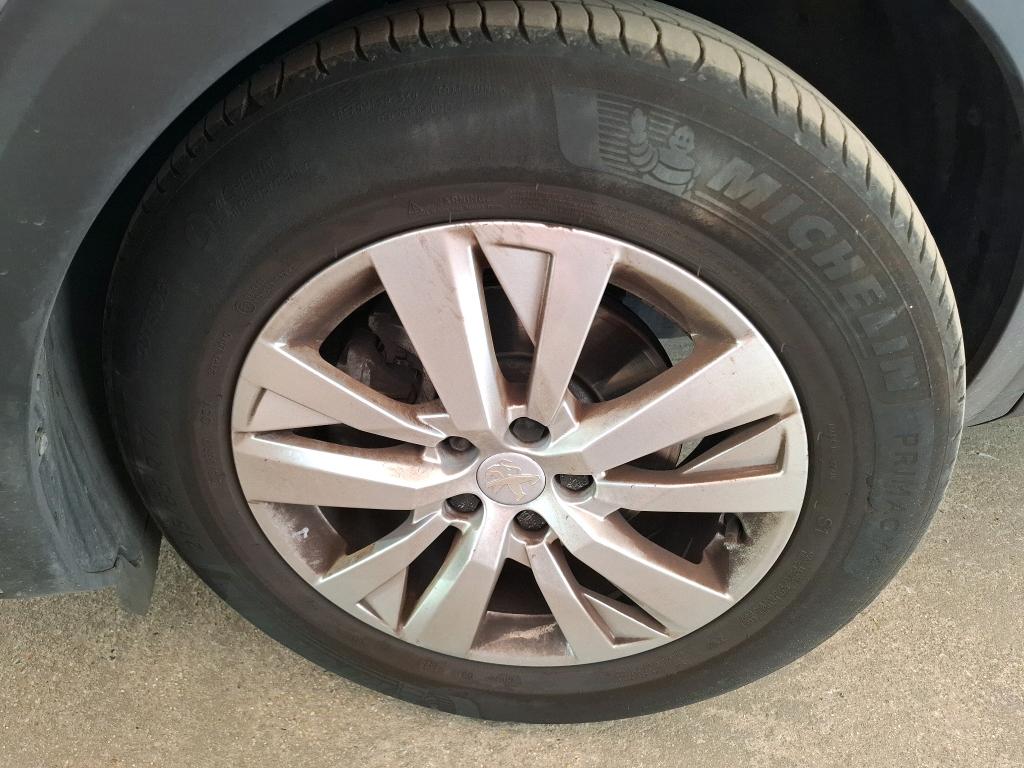 PEUGEOT PEUGEOT 3008 PureTech 130ch S&S EAT8 Active Pack 2023