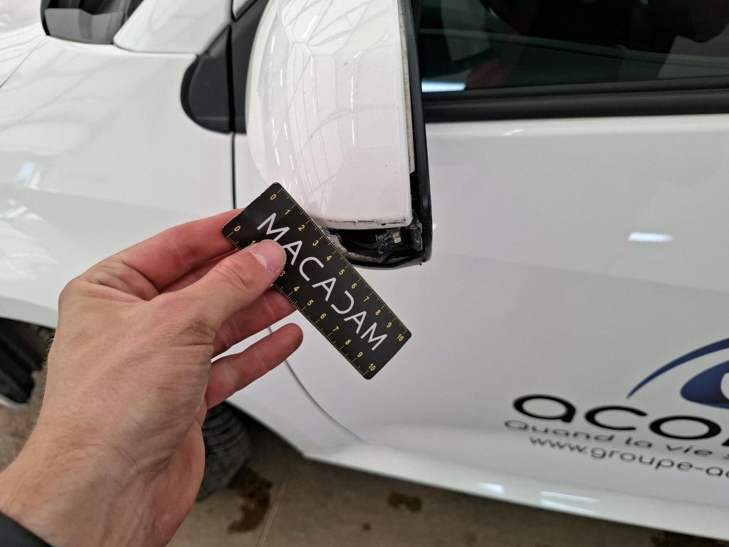TOYOTA  2022