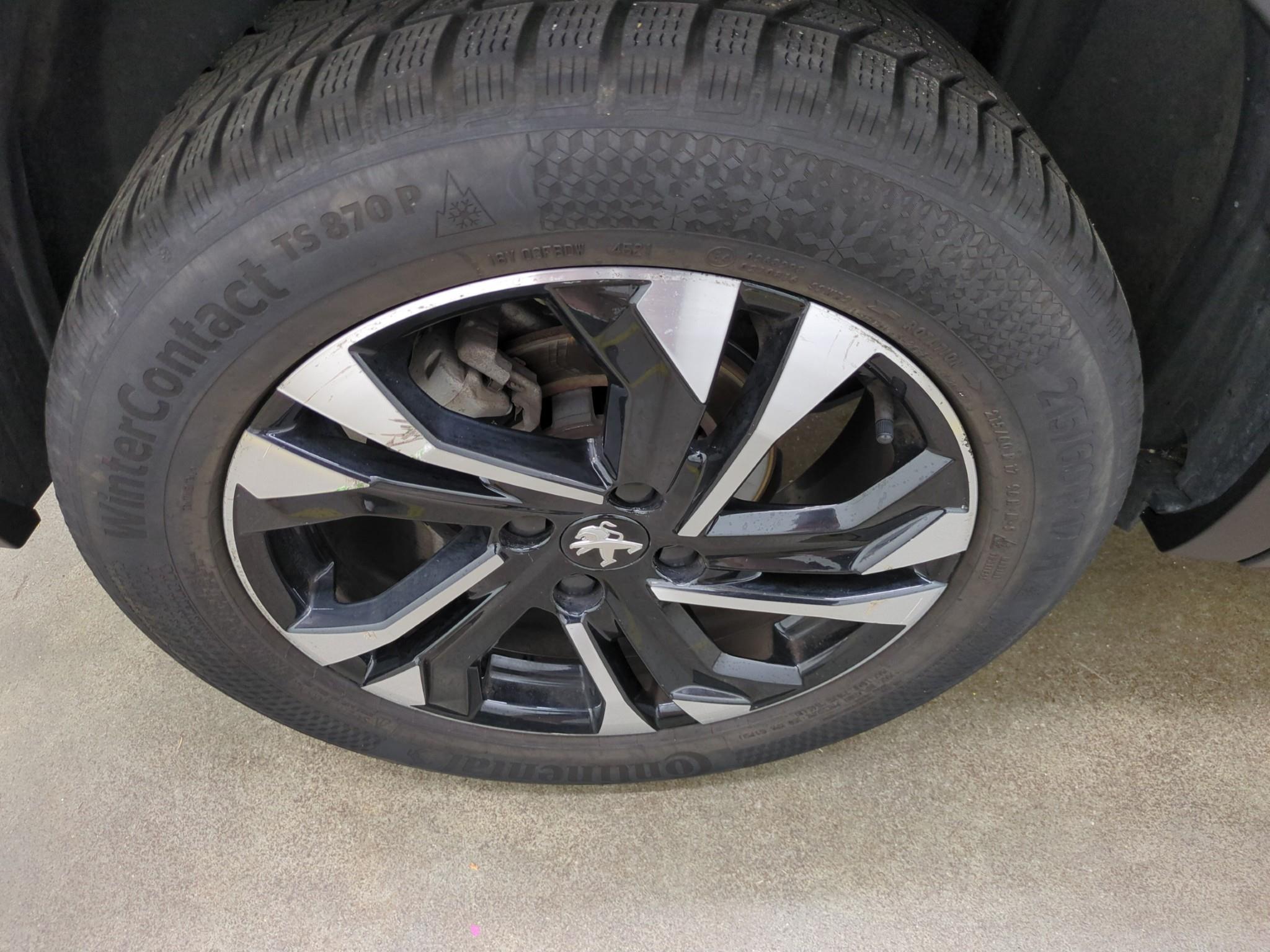 PEUGEOT 2008 BlueHDi 130 S&S EAT8 Allure Pack 2021