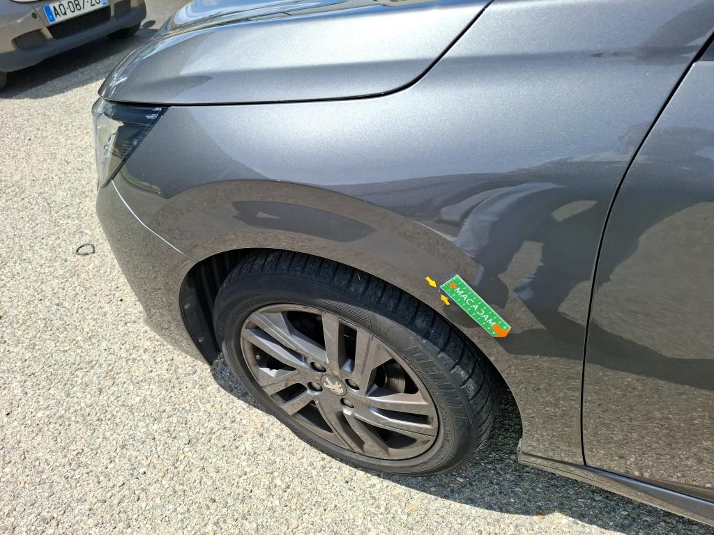 PEUGEOT PEUGEOT 208 BUSINESS PureTech 75 S&S BVM5 Active 2021