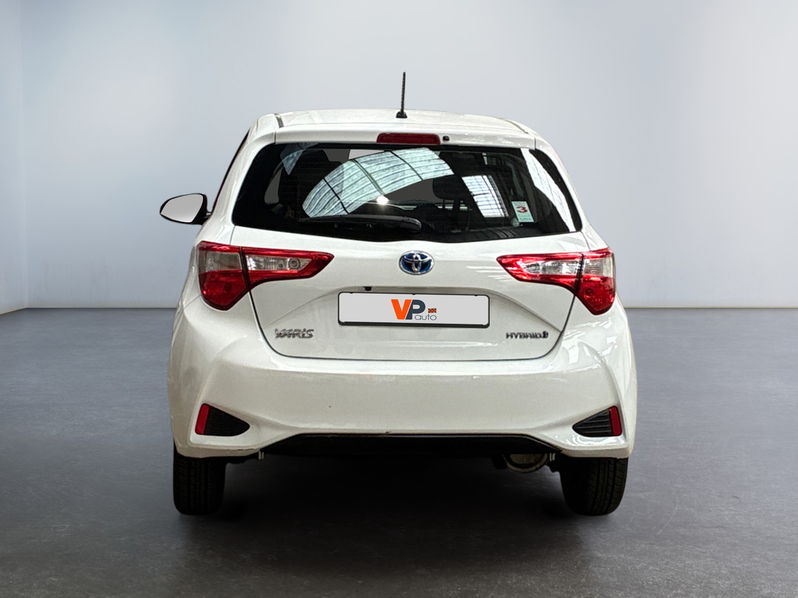 TOYOTA Yaris Hybride 100h Dynamic 2019