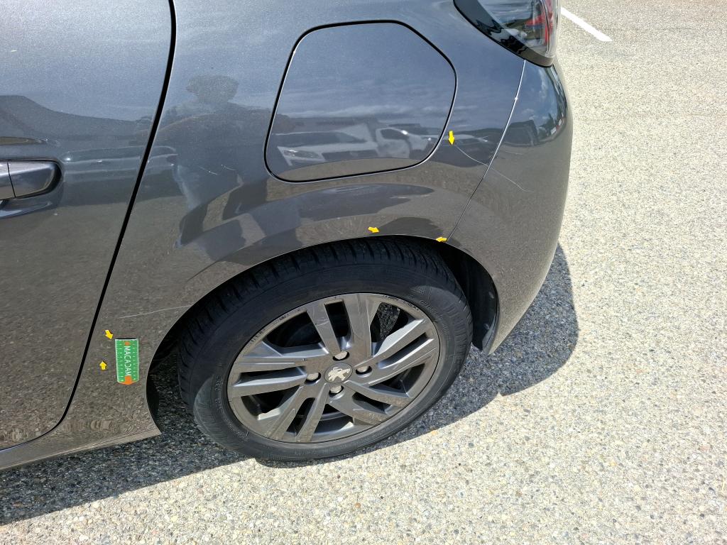 PEUGEOT PEUGEOT 208 BUSINESS PureTech 75 S&S BVM5 Active 2021