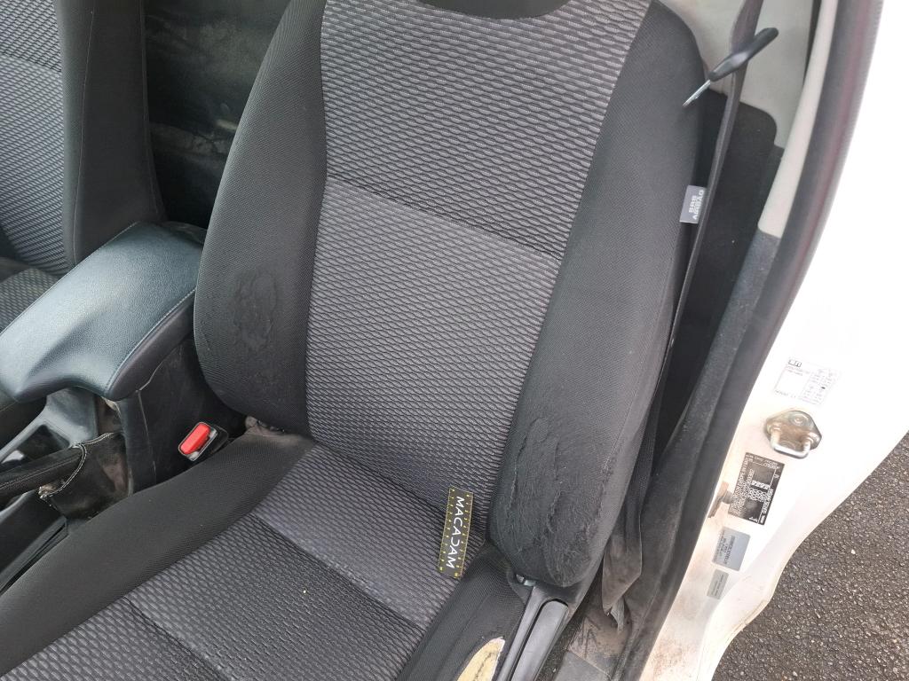 TOYOTA  2021