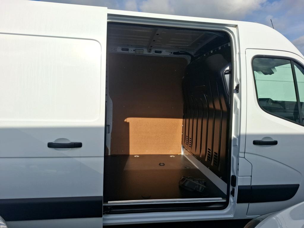 RENAULT RENAULT MASTER FOURGON FGN TRAC F3500 L2H2 BLUE DCI 135 GRAND CONFORT 2022