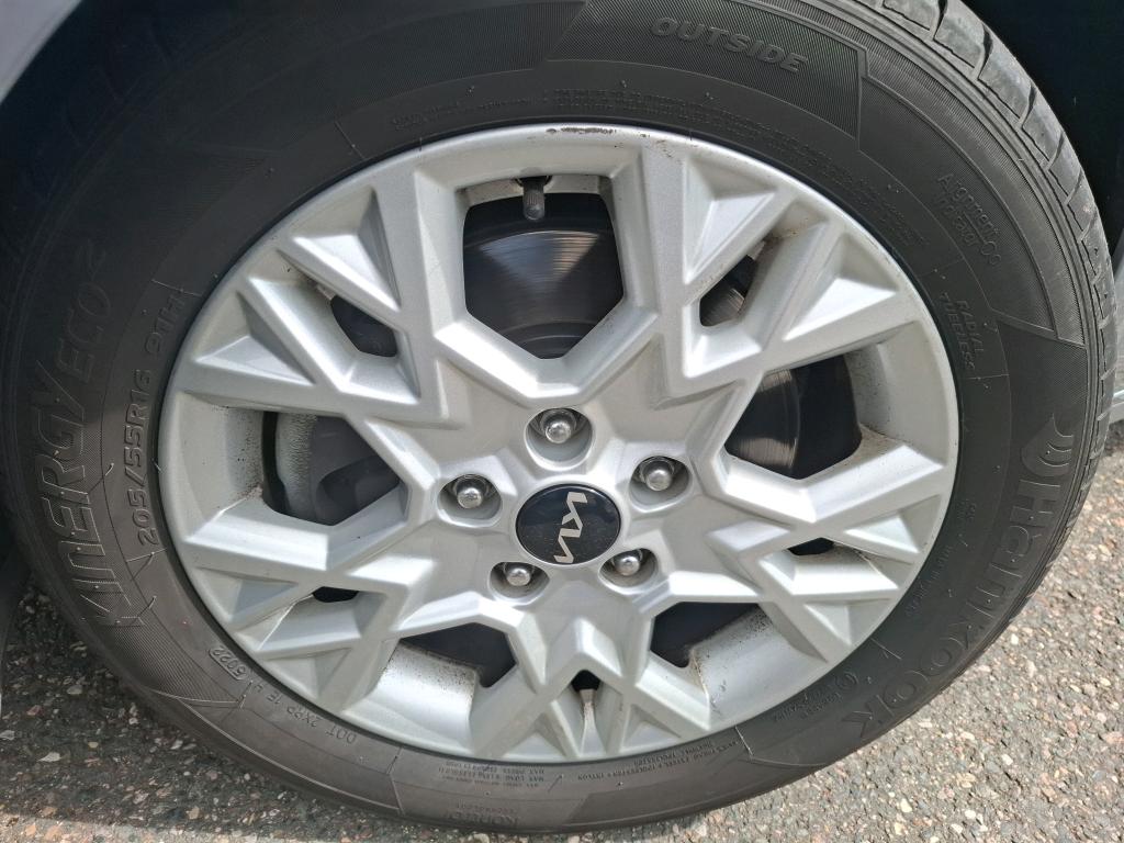 KIA  2023