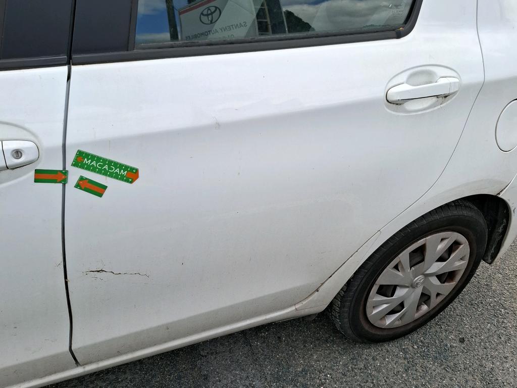TOYOTA  2019