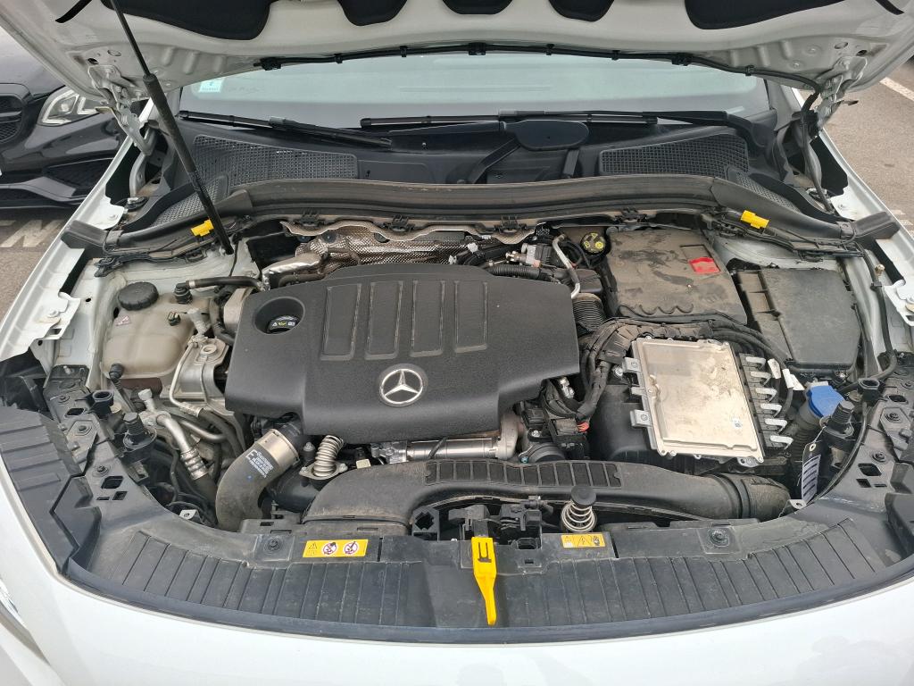MERCEDES MERCEDES GLA II 200 d 8G-DCT AMG Line 2023