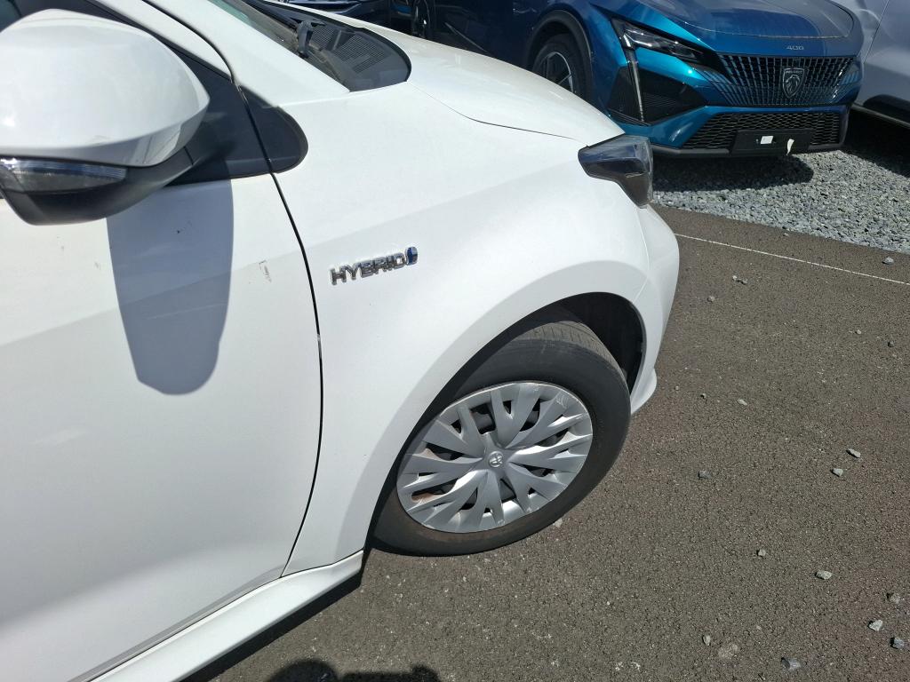 TOYOTA  2021