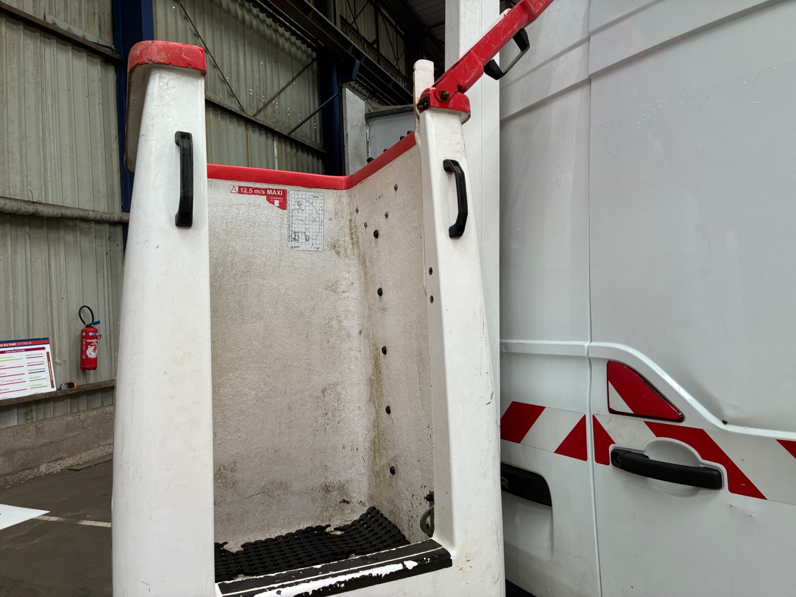 RENAULT MASTER FOURGON FGN TRAC F3500 L2H2 ENERGY DCI 145 POUR TRANSF GRAND CONFORT 2021