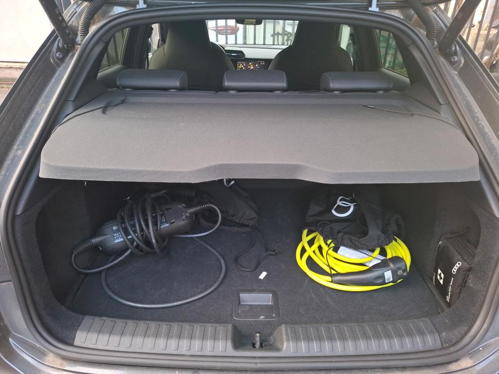 AUDI AUDI A3/S3 A3 SPORTBACK 40 TFSIe 204 S tronic 6 Line 2023