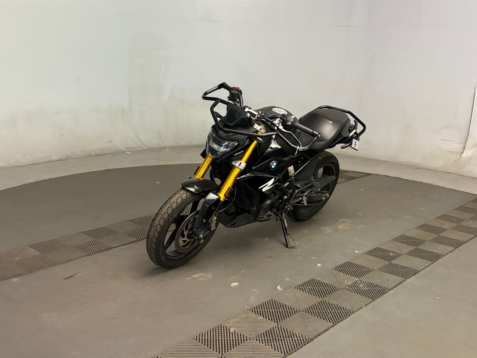 BMW G 310 R 2023