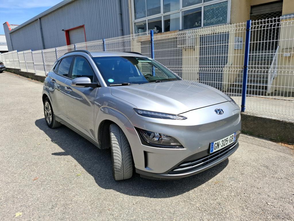 HYUNDAI  2023