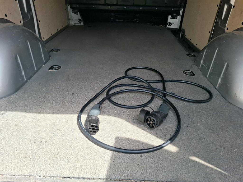 MERCEDES MERCEDES VITO FOURGON EVITO 60 KWH LONG FWD - 2024