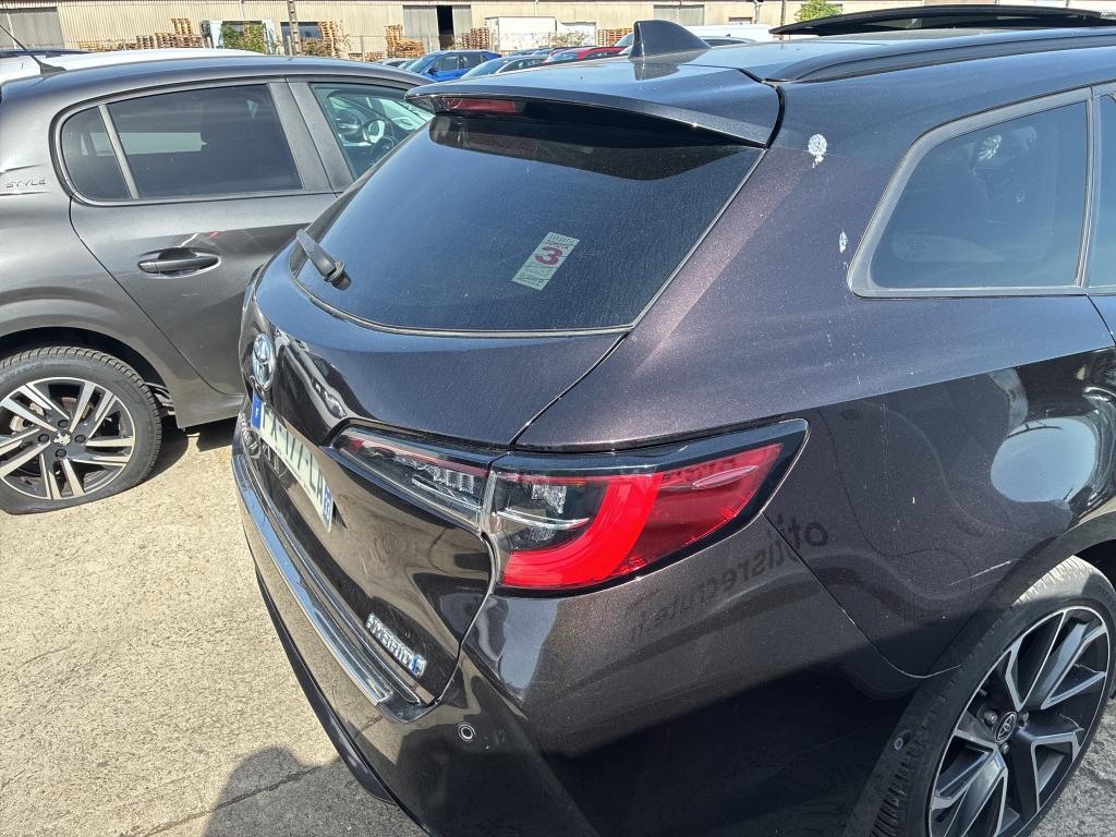 TOYOTA  2021