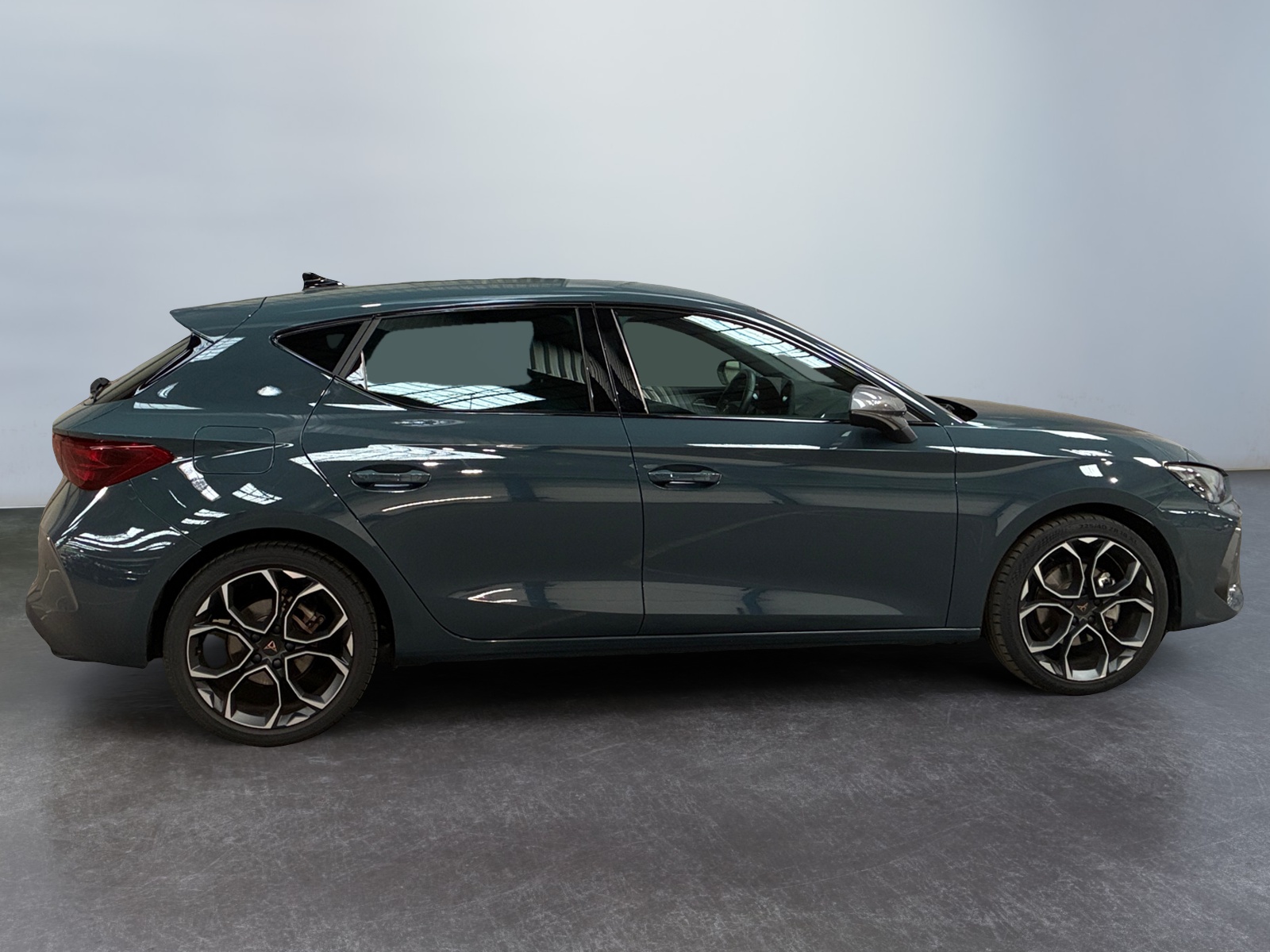 CUPRA LEON 1.5 eTSI Hybrid 150 ch DSG7 V 2024