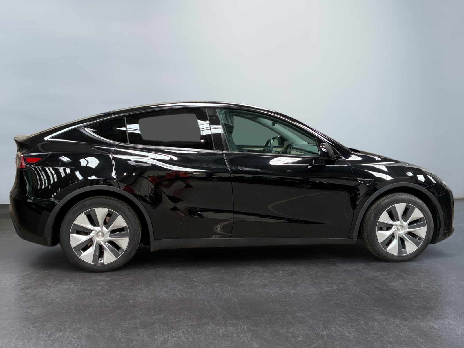 TESLA Model Y Standard RWD 2023