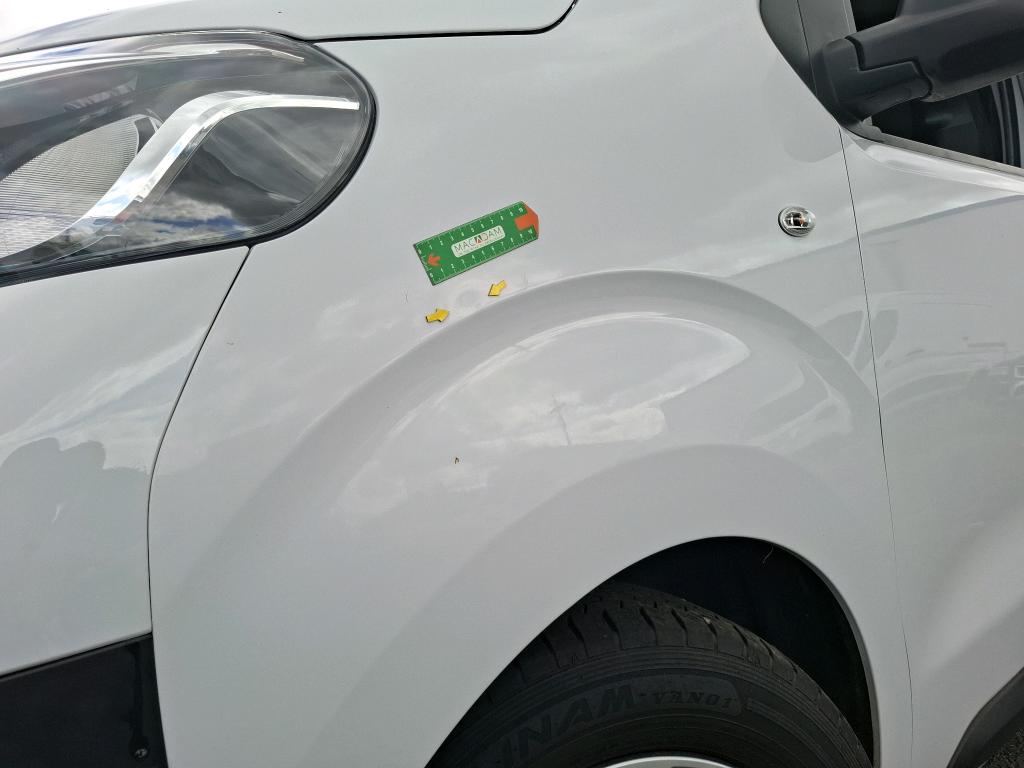 TOYOTA  2023