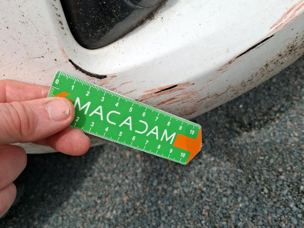 TOYOTA  2019