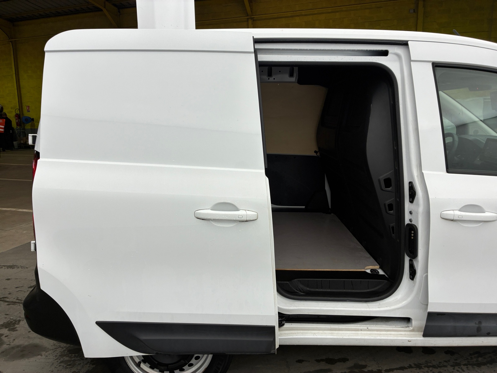 RENAULT KANGOO VAN BLUE DCI 95 2022