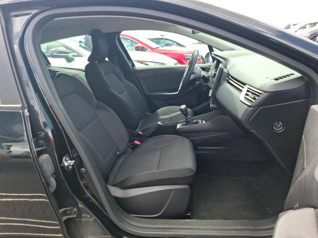 RENAULT RENAULT CLIO SOCIETE BLUE DCI 85 AIR NAV 2020