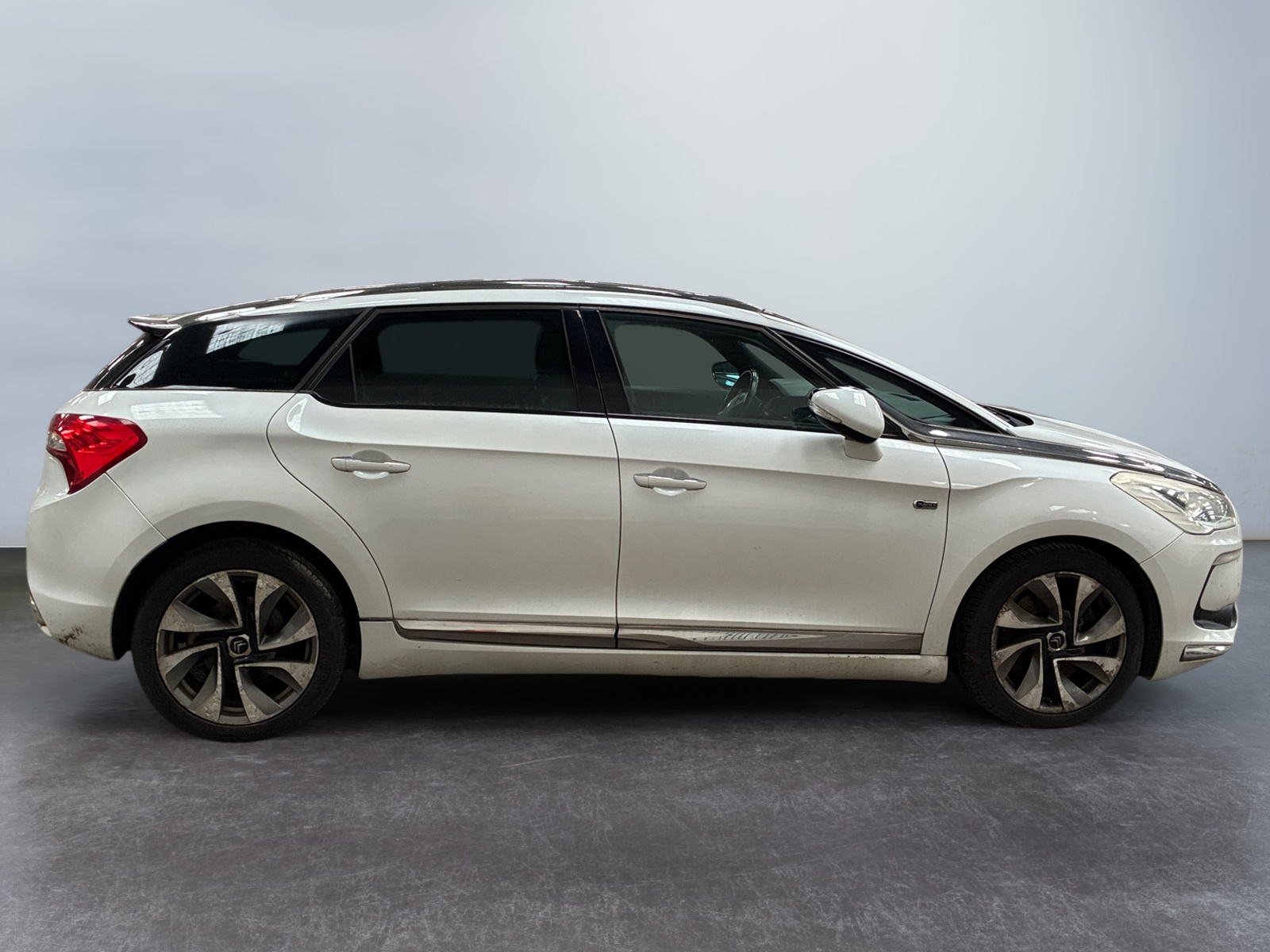 CITROEN DS5 Hybrid4 Sport Chic BMP6 2013