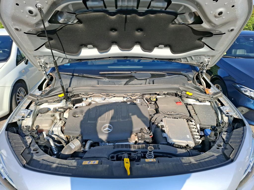 MERCEDES MERCEDES GLA II 200 d 8G-DCT AMG Line 2022