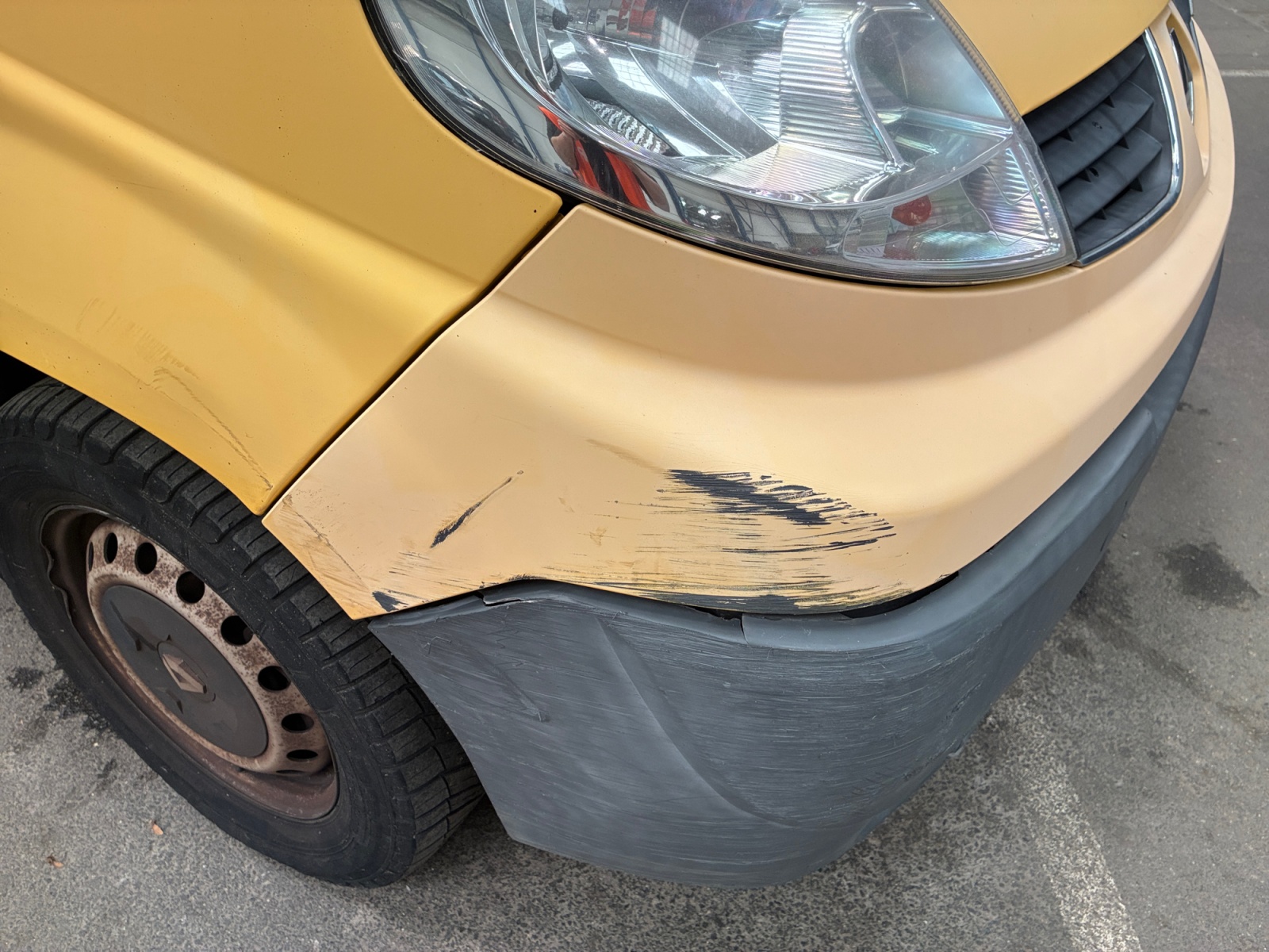 RENAULT TRAFIC FOURGON TRAFIC FGN DCI 90 L1H2 1200 KG CONFORT EURO 5 2014