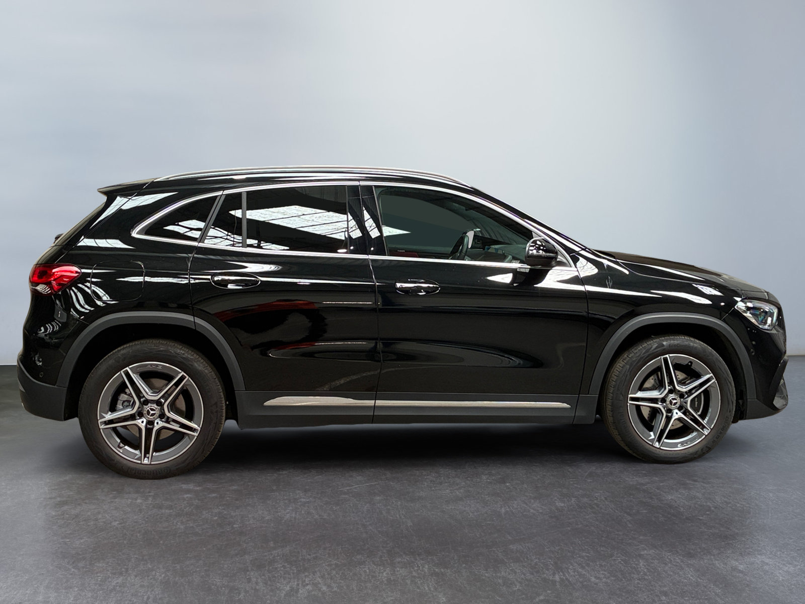 MERCEDES GLA 250 e 8G-DCT AMG Line 2023